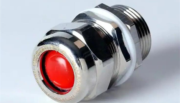 防水接頭和防水接線盒需要如何配合？幾步就學(xué)會(huì)！ 圖1